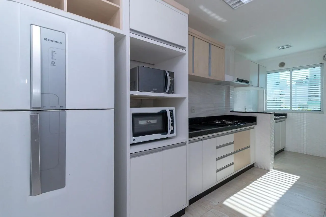 アパート Aluguel Apartamento 3 Quartos Vista Mar Bombas Sc ボンビーニャス
